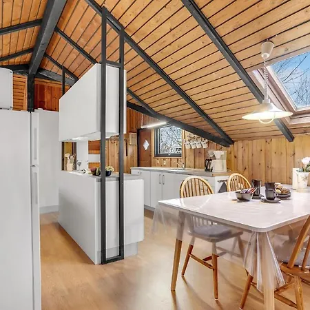 Amazing In With Kitchen Holiday home *