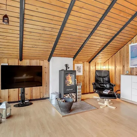 Holiday home Amazing In With Kitchen