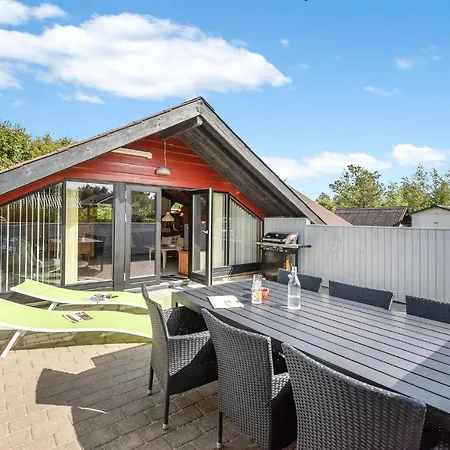 Amazing In With Kitchen Semesterbostad
